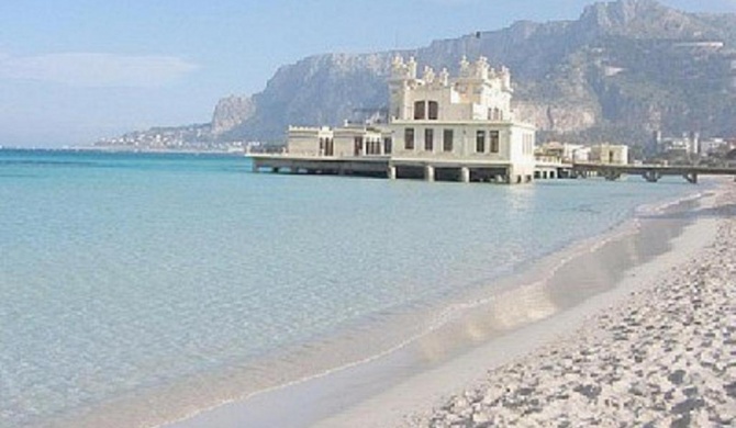 Mondello Rose House