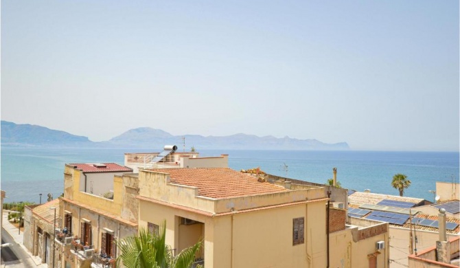 Nice apartment in Balestrate with WiFi and 1 Bedrooms