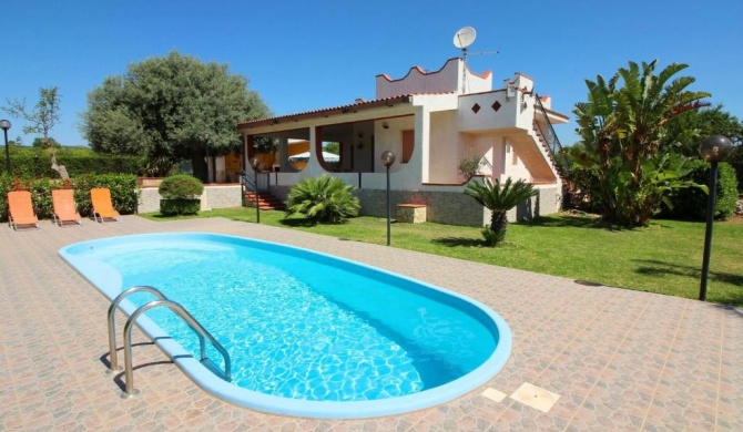 A sunny detached house in a quiet environment close to Syracuse