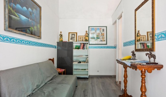 Traditional Holiday Home in Siracusa near Seabeach