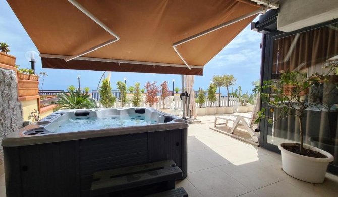 Maison de Charme Taormina with private jacuzzi