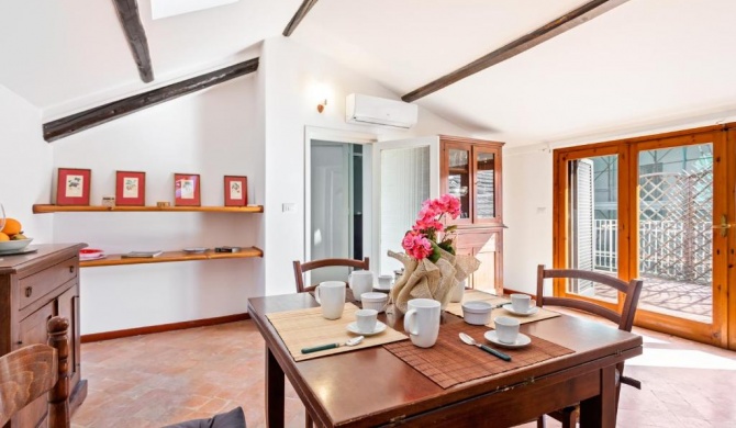 Libertà Frame Apartment with Terrace and Etna view