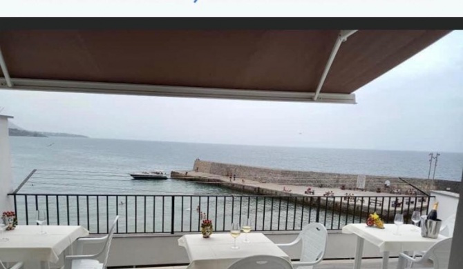 Casa Marina,la terrazza sul mare