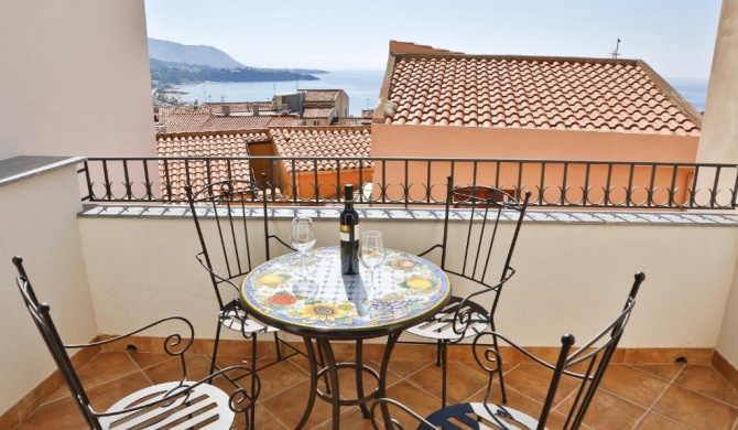 Terrazza della Rocca (by Vacation Service)