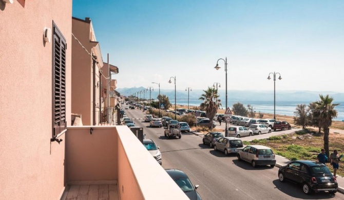 Casa Vacanze Sea Front House - Tono Milazzo